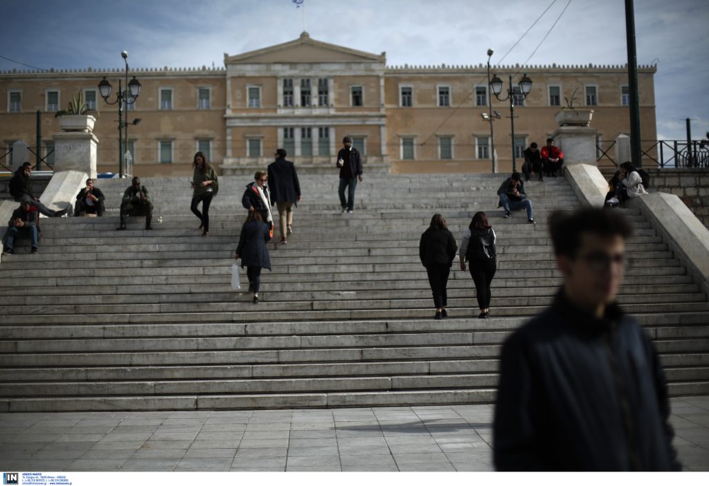 Έρευνα Revolut: Ένας στους δύο Έλληνες απαισιόδοξος για τα οικονομικά του το 2026