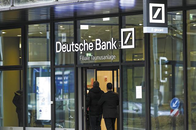 Εφοδος για ξέπλυμα στην Deutsche Bank με… άρωμα Ρωσίας