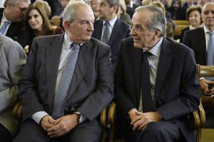 Ο «οικοδεσπότης» Σαμαράς, ο «επισκέπτης» Καραμανλής, ο εκπρόσωπος Μαξίμου – Τι θα γίνει στις 2 Φεβρουαρίου, τι προηγήθηκε