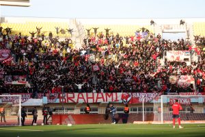 Ολυμπιακός – ΟΦΗ: Δυναμική παρουσία από τους 7.000 οπαδούς των Πειραιωτών στο Παγκρήτιο (vid+pics)