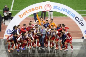 Η βίβλος του Betsson Super Cup: Ο Ολυμπιακός τις περισσότερες κατακτήσεις, έφτασε τα πέντε τρόπαια