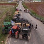 Αγρότες: Πρόταση για συλλαλητήριο στην Αθήνα την ώρα της συνάντησης με Μητσοτάκη από το μπλόκο της Νίκαιας