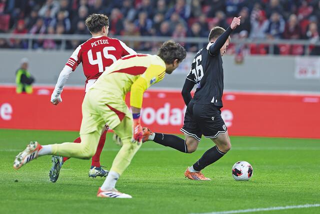 Αιφνιδιασμός και… εκτέλεση