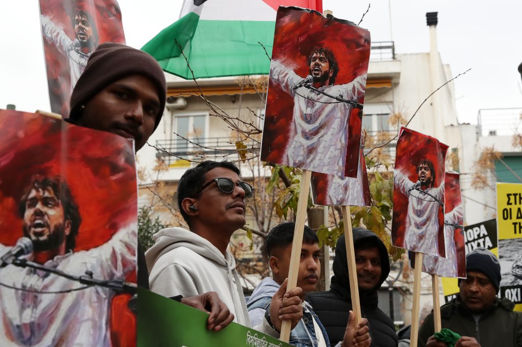 Πορεία στα Πετράλωνα για τα 13 χρόνια από τη δολοφονία του Σαχζάτ Λουκμάν