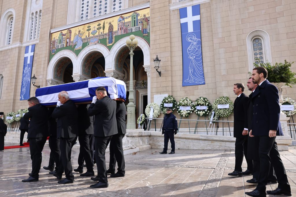 Πριγκίπισσα Ειρήνη: Το τελευταίο αντίο στην Μητρόπολη Αθηνών – Στο Τατόι η ταφή, δίπλα στον αδερφό της Κωνσταντίνο