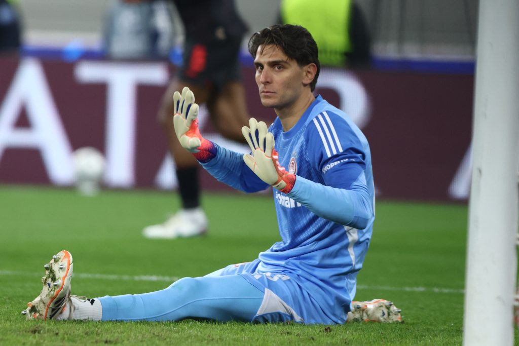 Η διπλή απόκρουση του Τζολάκη που λέει «όχι» στη Λεβερκούζεν για ακόμα μια φορά