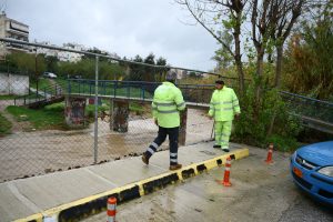 Κακοκαιρία: Εκκενώθηκαν σπίτια στον Άγιο Δημήτριο