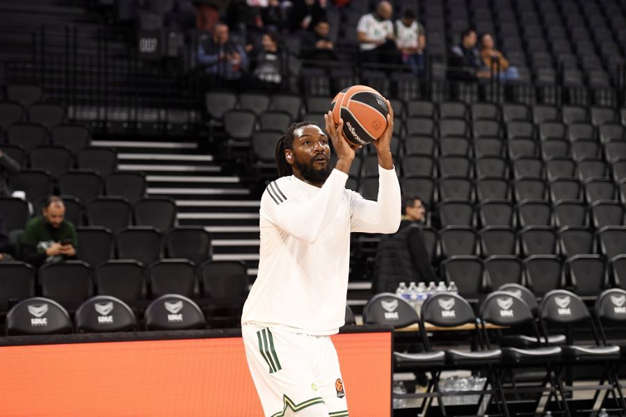 Παναθηναϊκός και Βιλερμπάν τιμούν τους νεκρούς οπαδούς του ΠΑΟΚ με ενός λεπτού χειροκρότημα