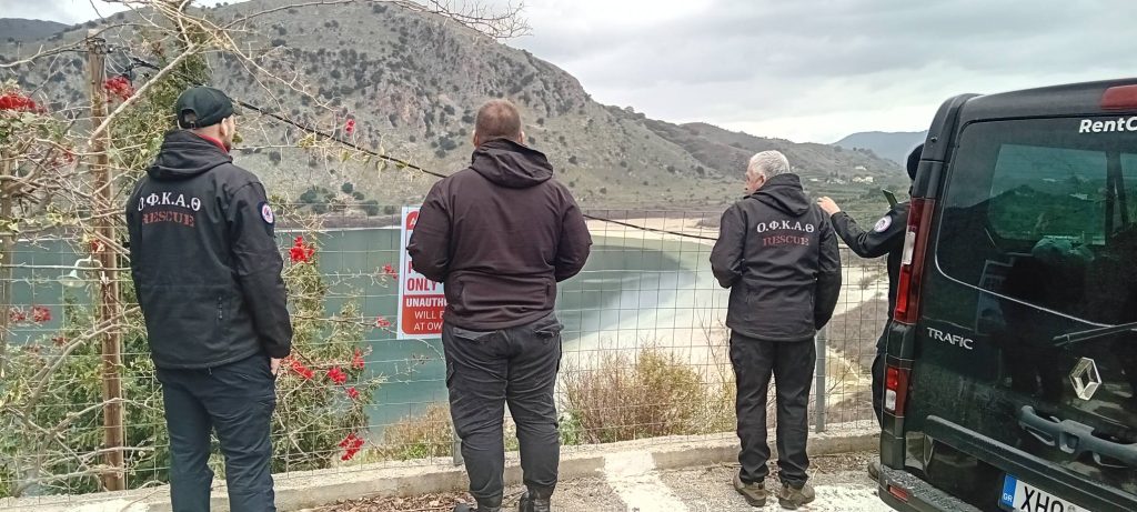 Συνεχίζεται η αγωνία στην Κρήτη: Καμία ένδειξη για τον 33χρονο γιατρό – Έρευνες σε ξωκκλήσια, παλιά σπίτια και στάνες