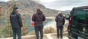 Συνεχίζεται η αγωνία στην Κρήτη: Καμία ένδειξη για τον 33χρονο γιατρό – Έρευνες σε ξωκκλήσια, παλιά σπίτια και στάνες