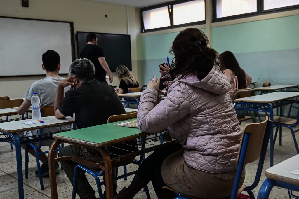 Πύργος: Συνελήφθη 17χρονος μαθητής με μαχαίρι – πεταλούδα