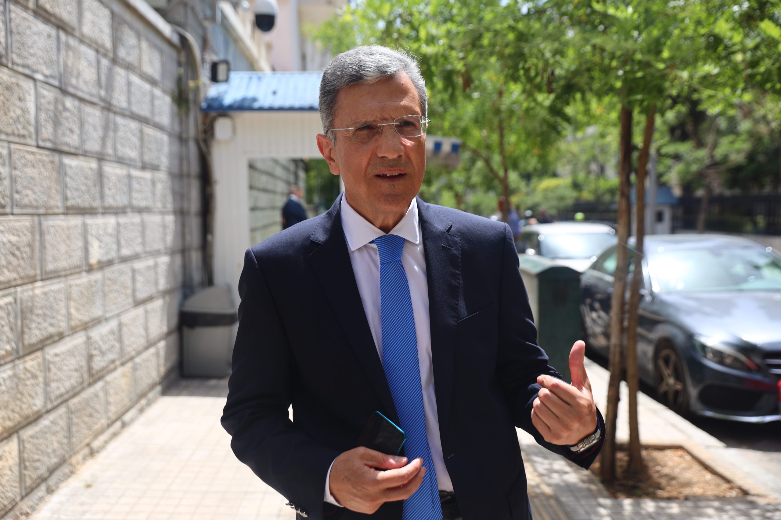 &Gamma;&iota;ώ&rho;&gamma;&omicron;&sigmaf; &Alpha;&upsilon;&tau;&iota;ά&sigmaf;: &Omicron; &Gamma;&iota;ώ&rho;&gamma;&omicron;&sigmaf; &Pi;&alpha;&pi;&alpha;&delta;ά&kappa;&eta;&sigmaf; &delta;&eta;&mu;&iota;&omicron;&upsilon;&rho;&gamma;&omicron;ύ&sigma;&epsilon; &epsilon;&iota;&delta;&eta;&sigma;&epsilon;&omicron;&gamma;&rho;&alpha;&phi;ί&alpha; &ndash; &Eta; &epsilon;&upsilon;&gamma;&nu;&omega;&mu;&omicron;&sigma;ύ&nu;&eta; &alpha;&pi;έ&nu;&alpha;&nu;&tau;ί &tau;&omicron;&upsilon; &epsilon;ί&nu;&alpha;&iota; &tau;&omicron; &epsilon;&lambda;ά&chi;&iota;&sigma;&tau;&omicron;