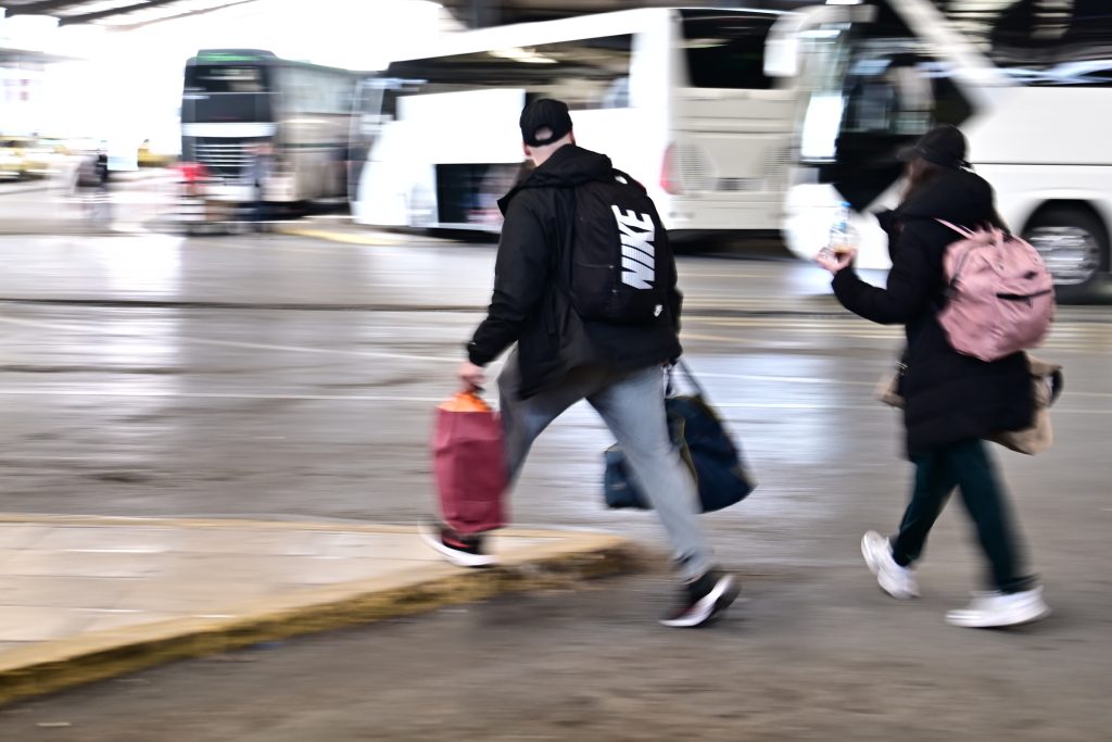 ΚΤΕΛ: Κανονικά από τα ξημερώματα τα δρομολόγια Θεσσαλονίκη- Αθήνα