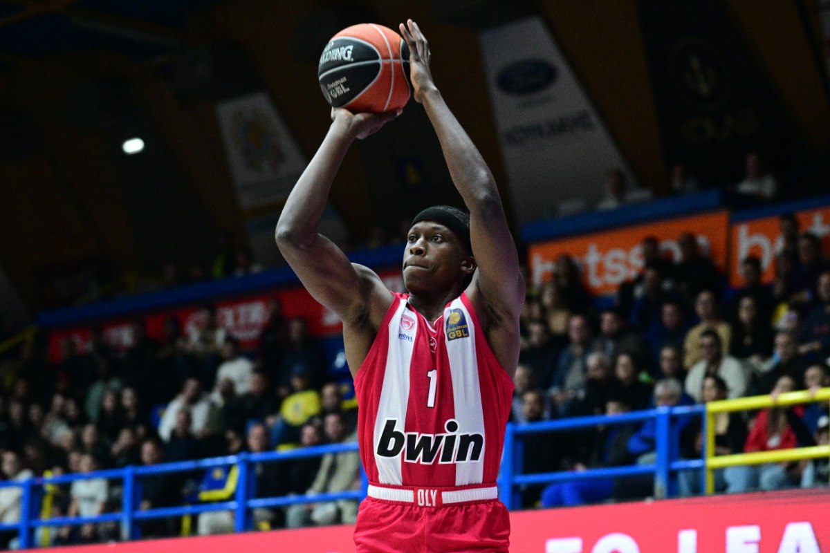 &Omicron;&lambda;&upsilon;&mu;&pi;&iota;&alpha;&kappa;ό&sigmaf;: &Mu;&epsilon;&tau;ά &tau;&omicron;&nu; &Mu;&iota;&lambda;&omicron;&upsilon;&tau;ί&nu;&omicron;&phi; &kappa;&alpha;&iota; &omicron; &Nu;&iota;&lambda;&iota;&kappa;ί&nu;&alpha; &epsilon;&kappa;&tau;ό&sigmaf; &alpha;&gamma;ώ&nu;&alpha; &kappa;ό&nu;&tau;&rho;&alpha; &sigma;&tau;&eta;&nu; &Epsilon;&phi;έ&sigmaf;