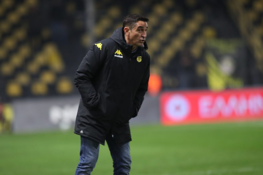 Έτοιμος και… δίχως αποστολή ο Άρης – «Βλέπει» τους βασικούς ο Χιμένεθ