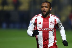 Ολυμπιακός: Eπέστρεψε στην Ελλάδα ο Ελ Κααμπί για την κρίσιμη αναμέτρηση με τη Λεβερκούζεν