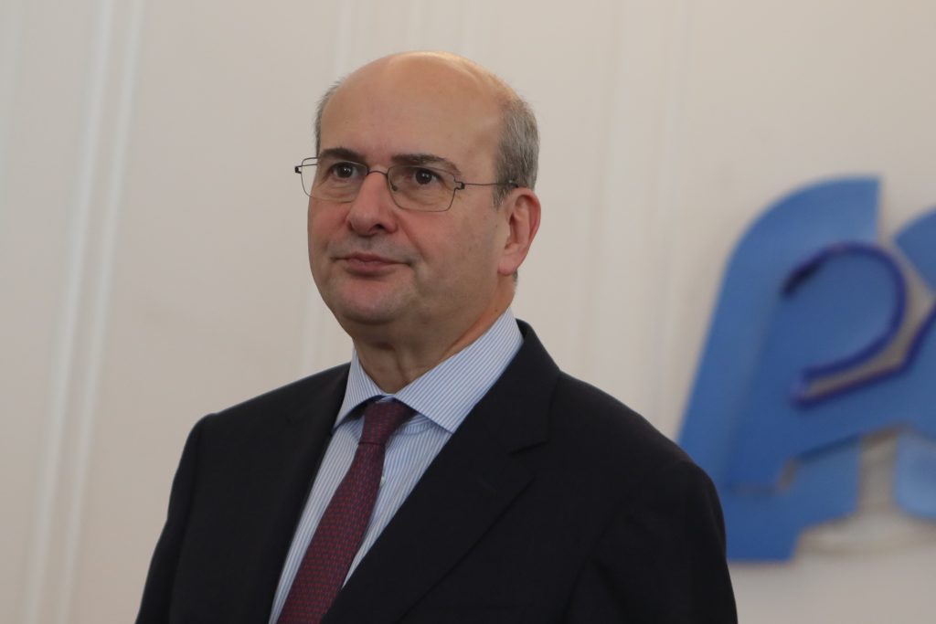 Χατζηδάκης: Η κυβέρνηση είναι ανοιχτή σε διάλογο αλλά δεν θα παραμείνει θεατής στα μπλόκα