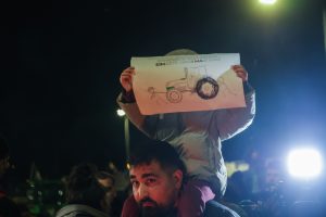 Η Πρωτοχρονιά των αγροτών στα μπλόκα – Έρχονται κρίσιμες αποφάσεις την Κυριακή