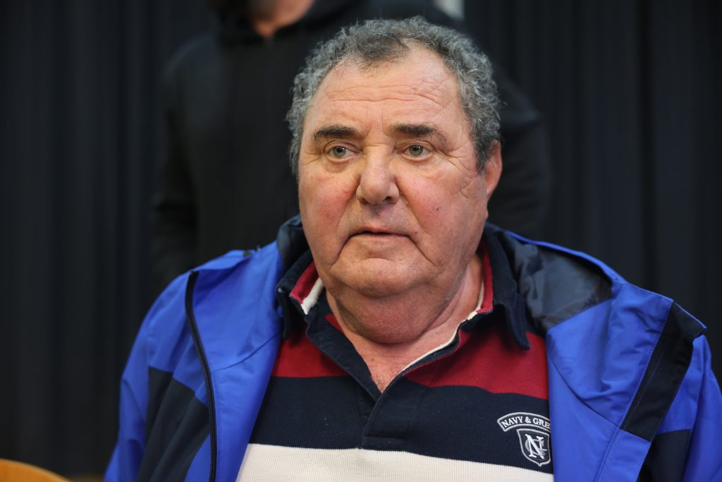 Σκληρή, υβριστική επίθεση Ανεστίδη σε Μητσοτάκη: «Θα χοροπηδάει ο π…»