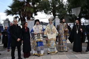Θεοφάνια: Live ο καθαγιασμός των υδάτων στον Πειραιά