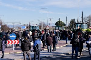 Κάθοδο με τρακτέρ και συλλαλητήριο στην Αθήνα προτείνει το μπλόκο της Νίκαιας