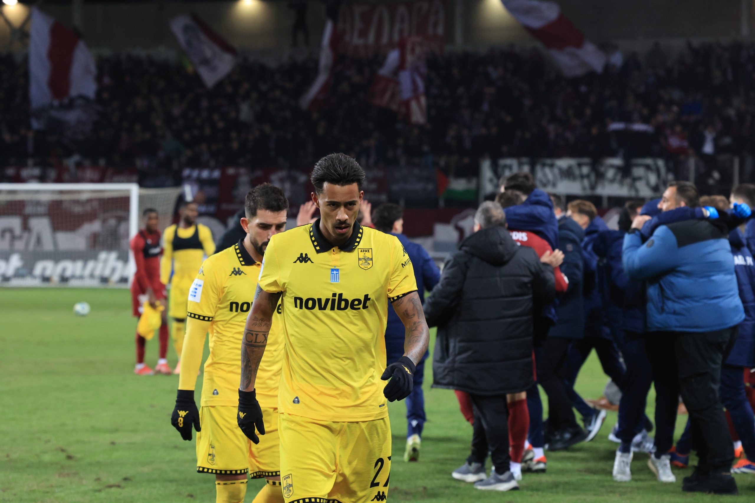 T&alpha; έ&chi;&epsilon;&iota; &kappa;ά&nu;&epsilon;&iota; &mu;&alpha;&nu;&tau;ά&rho;&alpha;&hellip;