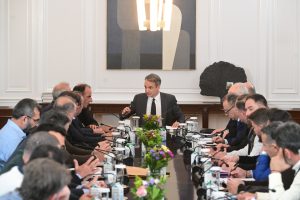 Ολοκληρώθηκε η συνάντηση των αγροτών με τον πρωθυπουργό