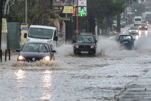Κακοκαιρία Kristin: Οι περιοχές που θα «χτυπήσει» – Τι θα γίνει στην Αττική