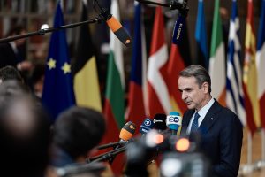 Η Αθήνα κοιτάζει στη «στρατηγική σχέση» της με την Ουάσιγκτον και στη «στρατηγική αυτονομία» της Ευρώπης