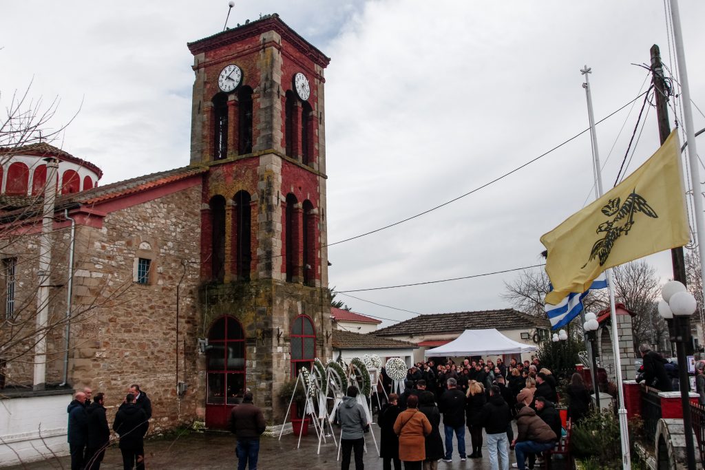 Βιολάντα: «Μαμά, σου πήραν άδικα τη ζωή» – Ο συγκλονιστικός επικήδειος του γιου της Αγάπης Μπουνόβα