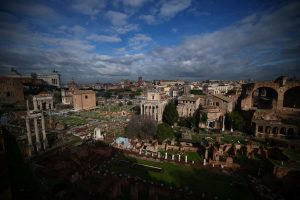 Αποκαλύφθηκαν τα μυστικά των προαστίων της Ρώμης – Τάφοι και ιερά 2.400 ετών!