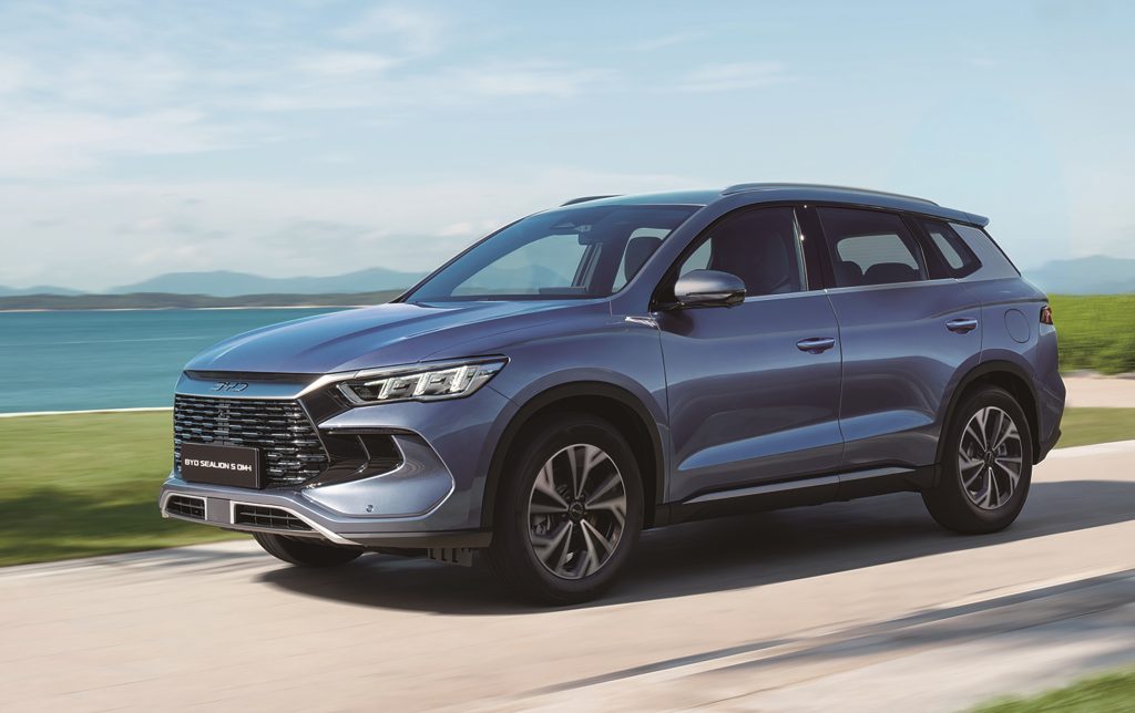 Το νέο BYD Sealion 5 DM-i με αυτονομία 1.000 χλμ στην Ελλάδα