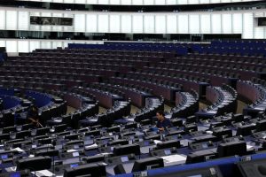 Δανός ευρωβουλευτής επιτέθηκε λεκτικά στον Τραμπ για τη Γροιλανδία – «Κύριε πρόεδρε, άντε και…»