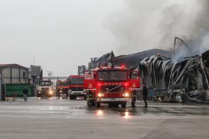 Εργοστάσιο «Βιολάντα»: Στον εισαγγελέα ο ιδιοκτήτης και δύο στελέχη της μπισκοτοβιομηχανίας για τη φονική έκρηξη