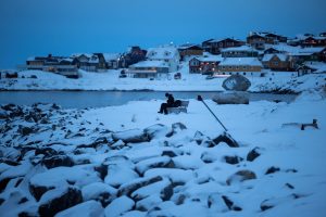 Τζέιμς Λίντσεϊ: «Θα αναγκάσει Δανία και Γροιλανδία σε συμφωνία»