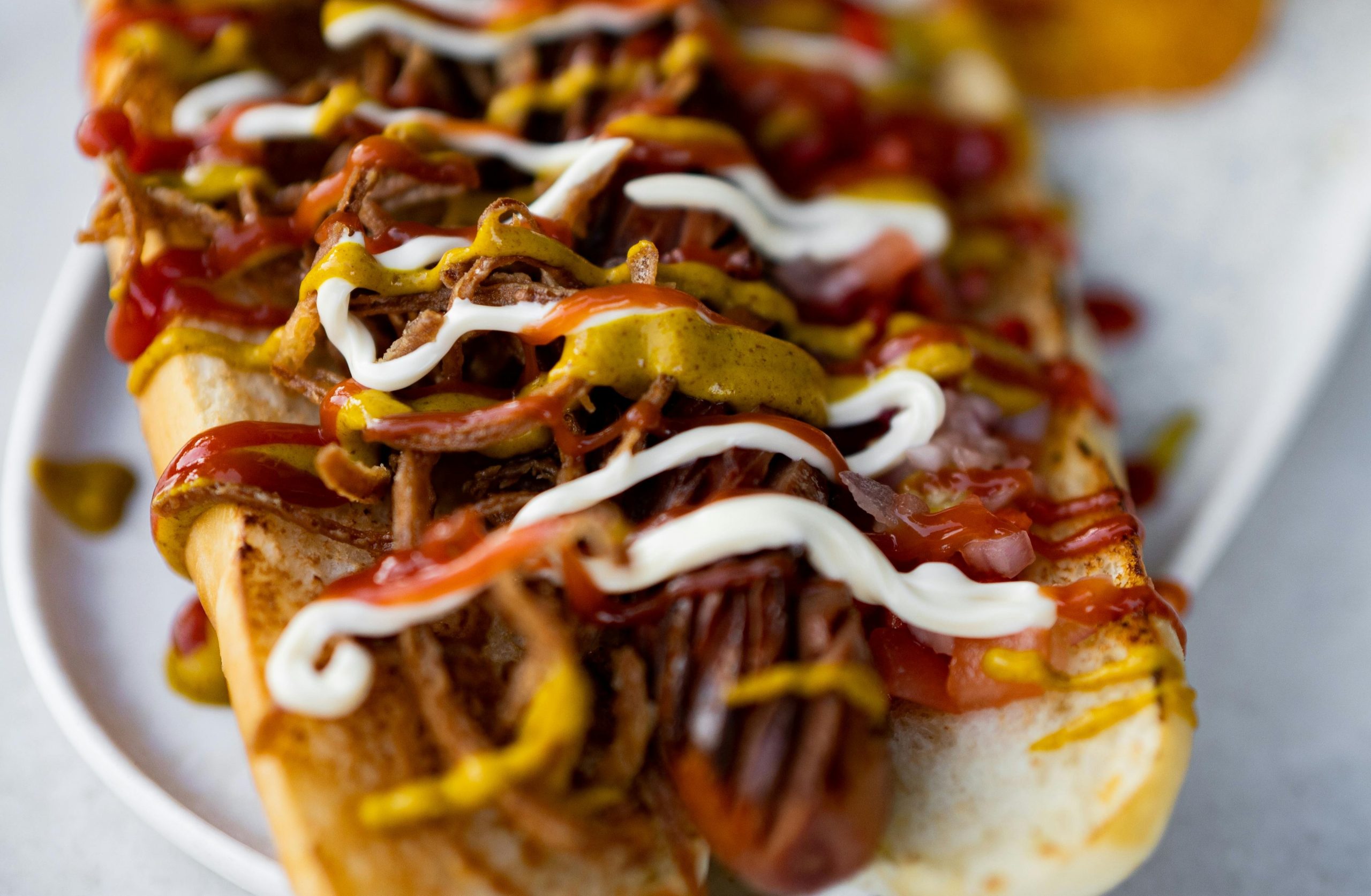 &Tau;&omicron; &sigma;&nu;&alpha;&kappa; &tau;&omega;&nu; &pi;έ&nu;&tau;&epsilon; &lambda;&epsilon;&pi;&tau;ώ&nu;: Hot Dog &mu;&epsilon; chili con carne &alpha;&pi;ό &tau;&omicron;&nu; &Delta;&eta;&mu;ή&tau;&rho;&eta; &Sigma;&kappa;&alpha;&rho;&mu;&omicron;ύ&tau;&sigma;&omicron;