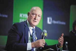 Ιαν Μπρεζίνσκι στα ΝΕΑ: «Ο Τραμπ έκανε λάθος εκτίμηση για τη Γροιλανδία»