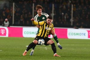 Πτήση κορυφής με σόου Γιόβιτς