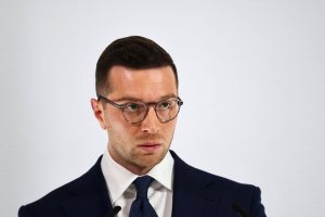 Ζορντάν Μπαρντελά: Ενας ακροδεξιός «ζεν πρεμιέ»