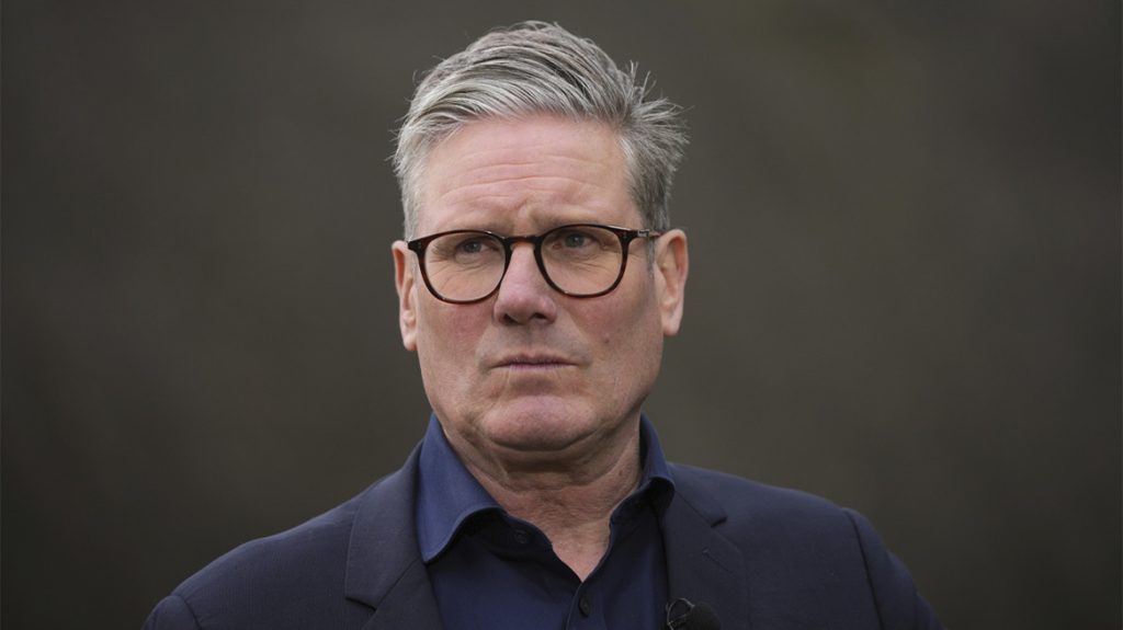 Στην Κίνα για εμπορικές συμφωνίες ο Κιρ Στάρμερ – Οι εταιρείες που τον συνοδεύουν