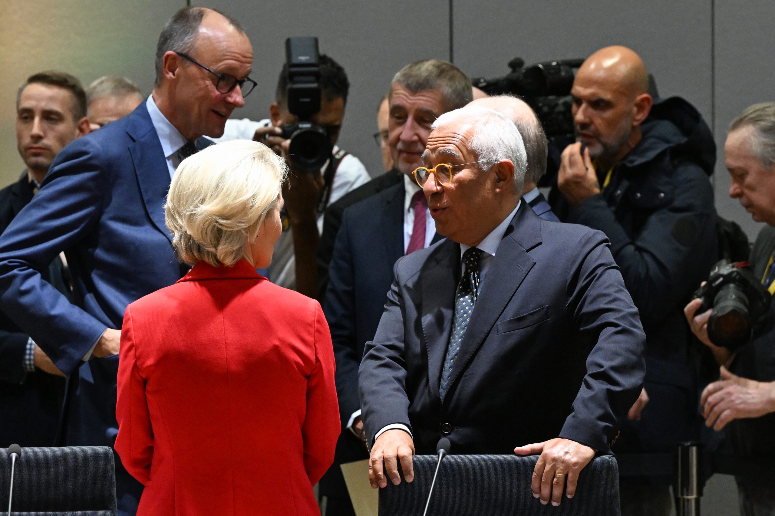 &Sigma;ύ&nu;&omicron;&delta;&omicron;&sigmaf; &Kappa;&omicron;&rho;&upsilon;&phi;ή&sigmaf;: &Pi;ώ&sigmaf; &theta;&alpha; &kappa;&iota;&nu;&eta;&theta;&omicron;ύ&nu; &omicron;&iota; &Epsilon;&upsilon;&rho;&omega;&pi;&alpha;ί&omicron;&iota; &eta;&gamma;έ&tau;&epsilon;&sigmaf; &alpha;&pi;έ&nu;&alpha;&nu;&tau;&iota; &sigma;&tau;&omicron;&nu; &alpha;&pi;&rho;ό&beta;&lambda;&epsilon;&pi;&tau;&omicron; &Tau;&rho;&alpha;&mu;&pi;