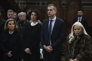 Ετήσιο μνημόσυνο στην Μητρόπολη Αθηνών για τα θύματα της τρομοκρατίας στην Ελλάδα – Η ανάρτηση του Κώστα Μπακογιάννη