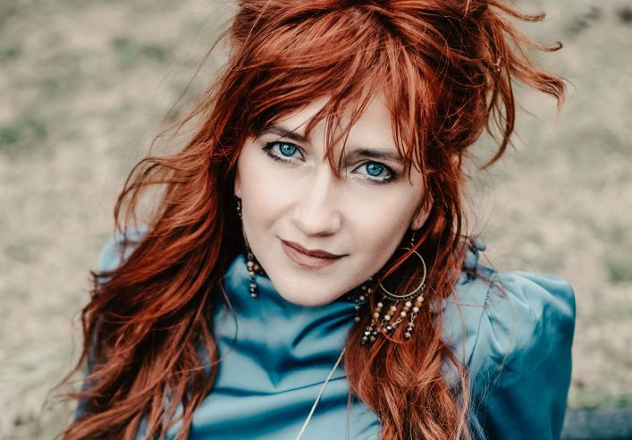 &Mu;&alpha;&rho;ί&alpha; &Pi;&alpha;&pi;&alpha;&gamma;&epsilon;&omega;&rho;&gamma;ί&omicron;&upsilon; &sigma;&tau;&omicron; &Nu;&Epsilon;&Alpha;: &laquo;&Tau;&omicron; &tau;&rho;&alpha;&gamma;&omicron;ύ&delta;&iota; &epsilon;ί&nu;&alpha;&iota; &pi;&rho;&omicron;&sigma;&phi;&omicron;&rho;ά &kappa;&alpha;&iota; ό&chi;&iota; &epsilon;&pi;ί&delta;&epsilon;&iota;&xi;&eta;&raquo;