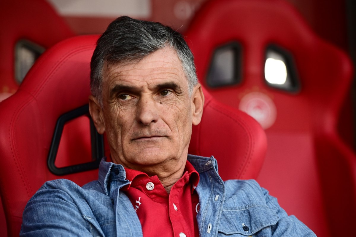 Live streaming: &Eta; &sigma;&upsilon;&nu;έ&nu;&tau;&epsilon;&upsilon;&xi;&eta; &Tau;ύ&pi;&omicron;&upsilon; &tau;&omicron;&upsilon; &Mu;&epsilon;&nu;&tau;&iota;&lambda;ί&mu;&pi;&alpha;&rho; &gamma;&iota;&alpha; &tau;&omicron;&nu; &laquo;&tau;&epsilon;&lambda;&iota;&kappa;ό&raquo; &mu;&epsilon; &tau;&omicron;&nu; Ά&gamma;&iota;&alpha;&xi;