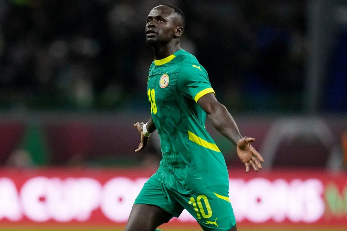 &Chi;&rho;&upsilon;&sigma;ά &mu;&pi;ό&nu;&omicron;&upsilon;&sigmaf; &kappa;&alpha;&iota; &pi;&omicron;&lambda;&upsilon;&tau;&epsilon;&lambda;ή &omicron;&iota;&kappa;ό&pi;&epsilon;&delta;&alpha; &sigma;&tau;&omicron;&upsilon;&sigma; &pi;&alpha;ί&kappa;&tau;&epsilon;&sigmaf; &tau;&eta;&sigmaf; &Sigma;&epsilon;&nu;&epsilon;&gamma;ά&lambda;&eta;&sigmaf; &mu;&epsilon;&tau;ά &tau;&eta;&nu; &kappa;&alpha;&tau;ά&kappa;&tau;&eta;&sigma;&eta; &tau;&omicron;&upsilon; &Kappa;ό&pi;&alpha; Ά&phi;&rho;&iota;&kappa;&alpha;