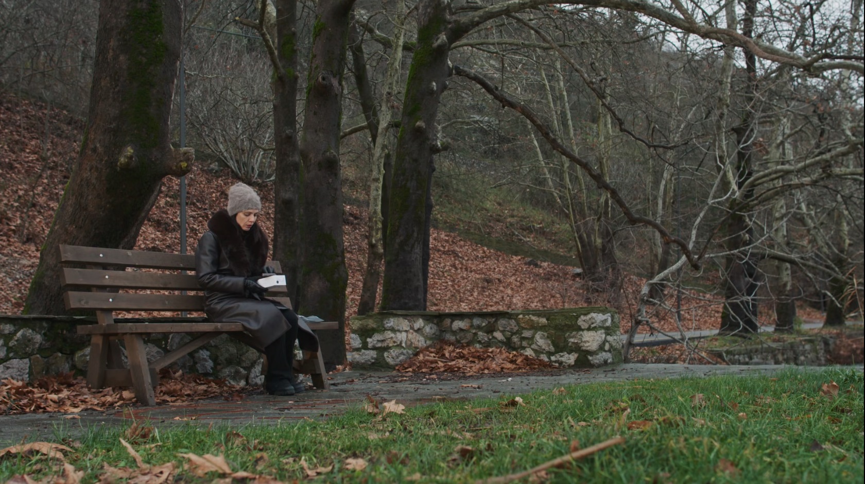 &laquo;&Mu;&iota;&alpha; &nu;ύ&chi;&tau;&alpha; &mu;ό&nu;&omicron;&raquo;: &Sigma;ή&mu;&epsilon;&rho;&alpha; &tau;&omicron; 29&omicron; &epsilon;&pi;&epsilon;&iota;&sigma;ό&delta;&iota;&omicron; &tau;&eta;&sigmaf; &alpha;&gamma;&alpha;&pi;&eta;&mu;έ&nu;&eta;&sigmaf; &sigma;&epsilon;&iota;&rho;ά&sigmaf; &tau;&omicron;&upsilon; Mega