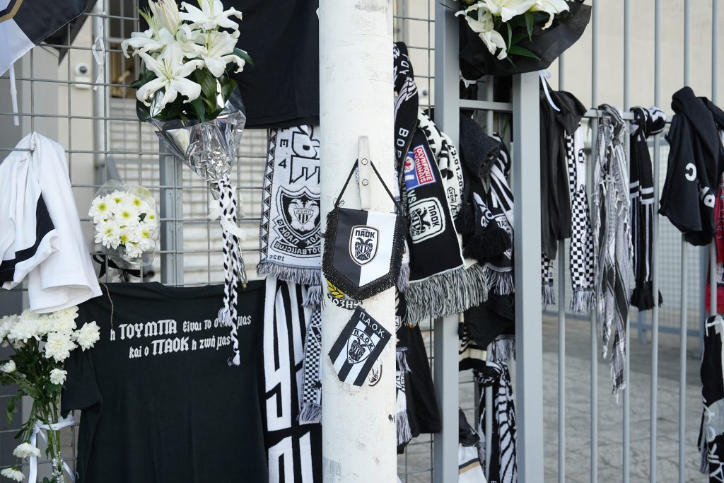 Η συγκινητική ανάρτηση για τον Δημήτρη: «Στεναχωριόμουν που ακολουθούσες τον ΠΑΟΚ στα εκτός έδρας, καλό ταξίδι παιδί μου»