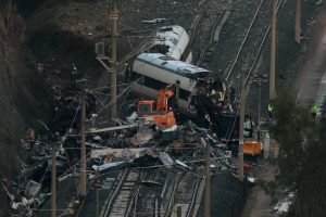 Σιδηροδρομικός εφιάλτης στην Ισπανία – Τι δείχνουν τα πρώτα στοιχεία