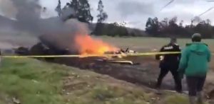 Κολομβία: Έξι νεκροί σε συντριβή ιδιωτικού αεροσκάφους – Δημοφιλής τραγουδιστής μεταξύ των θυμάτων