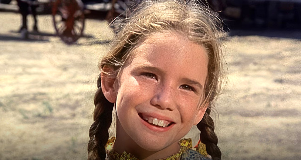 Συγκλονίζει η Λόρα από το «Μικρό Σπίτι στο Λιβάδι»: Ήμουν παιδί, με ανάγκασαν να τον φιλήσω στα γυρίσματα